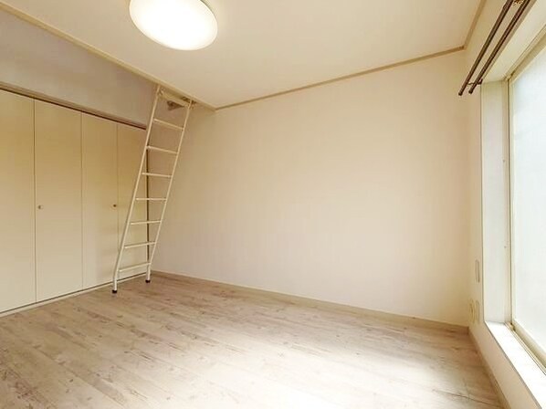 スカイビュー本多の物件内観写真